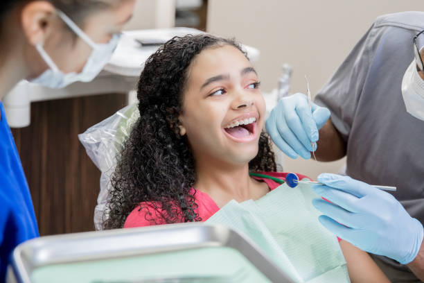 Best Cracked Tooth Emergency Dentist  in Plainfield Village, CT